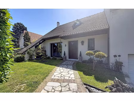 maison guyancourt 145.04 m² t-5 à vendre  649 000 €