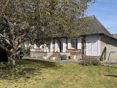 pont l evêque centre ville  maison 3 chambres avec beau jardin et garage