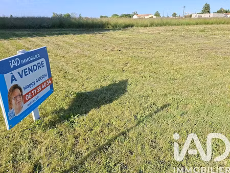 vente terrain 1052 m² à maille (86190)  5 100 €