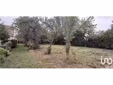 vente terrain 2600 m² à les aix-d'angillon (18220)  27 000 €