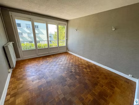 appartement rouen 3 pièces de 53.28 m2 + cave + parking