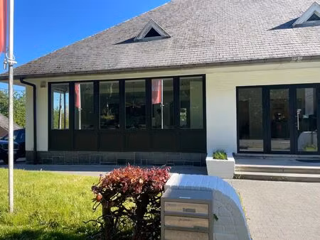 bureaux à louer à avenue albert 1er 155 genval (vbe26350)