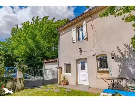 maison en pierre de 3 pièces principales