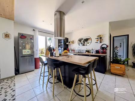 vente maison 5 pièces 107 m² pineuilh (33220)