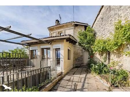 vente maison 5 pièces 171 m² tauriac (33710)