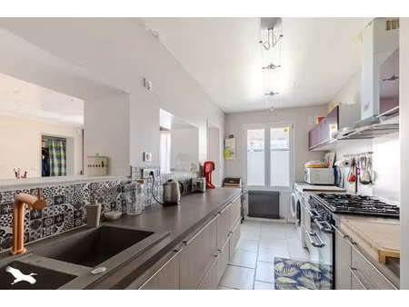 vente maison 5 pièces 138 m² vayres (33870)