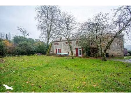 vente maison 8 pièces 250 m² mesterrieux (33540)