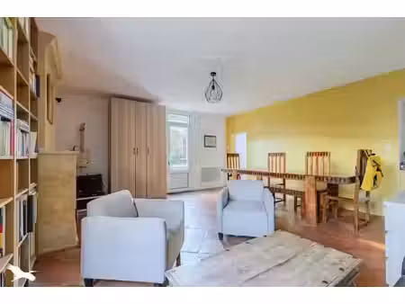 vente maison 5 pièces 155 m² lugaignac (33420)