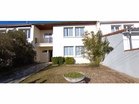 vente maison 4 pièces 77 m² pessac (33600)