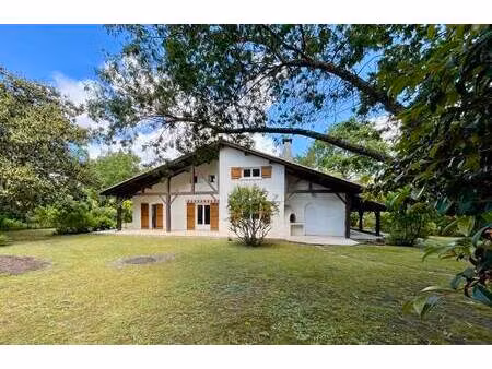 vente maison 7 pièces 150 m² saint-aubin-de-médoc (33160)