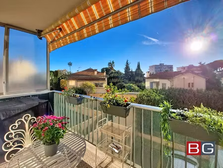 vente appartement 2 pièces 60 m² antibes (06160)