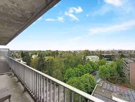 appartement à louer avec terrasse et 2 chambres   watermael-boitsfort (vbe26356)