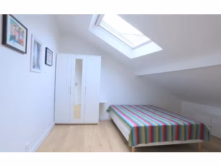 location appartement  m² t-1 à gentilly  590 €