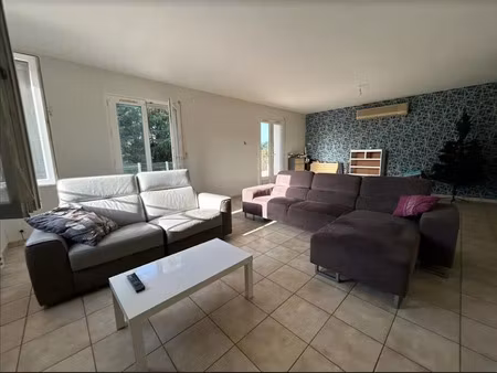 location appartement 5 pièces 217 m² à la chapelle-vendômoise (41330)  1 093 €