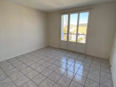 appartement t3 de 57 28m² - jules verne - cs 1848