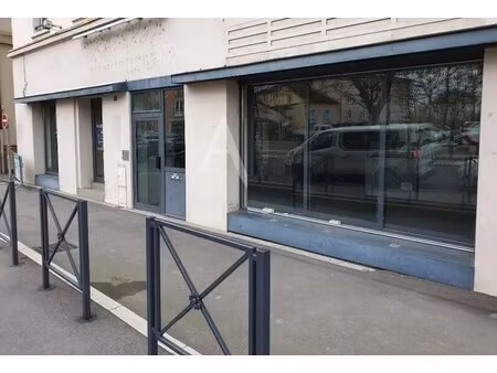 vente commerce macon 71000 270m²