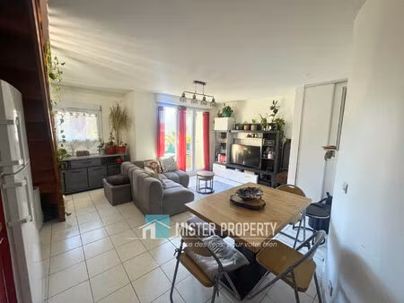 appartement triplex 3 pièces - esprit maison - 6 min gare - secteur recherché des 10 arpen