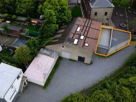 entrepôt de 100m2