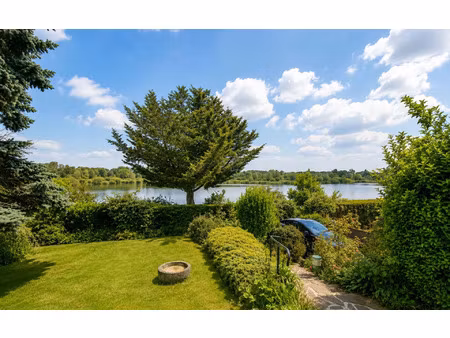 maison boves 216 m² t-5 à vendre  355 000 €