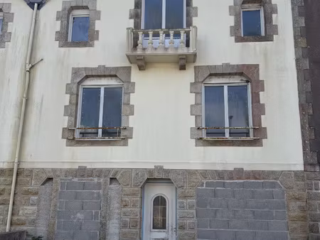 maison en pierre à rénover entièrement fort potentiel