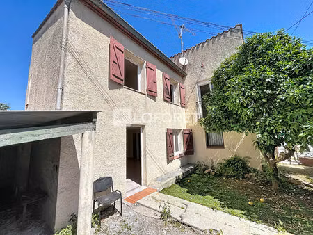 maison avec fort potentiel au coeur du village de saint-andré
