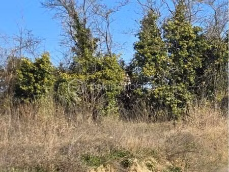 terrain de 490 m² à la brillanne