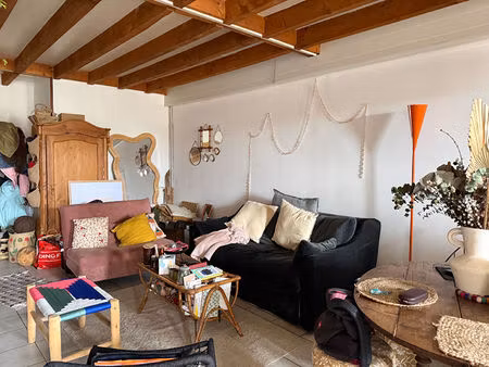 begles proche stade moga à vendre appartement t4 duplex avec garage fermé.