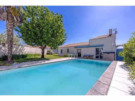 maison familiale avec piscine + dépendance 44 m² périgny