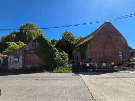maison en ruines sur terrain de 15 ares 40 à ormeignies