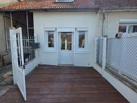 location maison à maintenon (28130) : à louer / 37m² maintenon