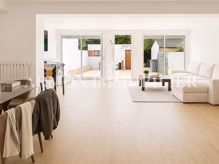 maison de luxe à vendre dans le quartier pasteur