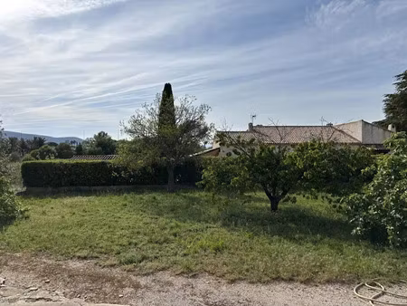 vente terrain 260 m² à hyeres (83400)  150 000 €