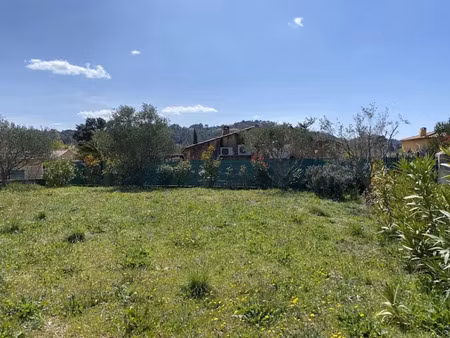 vente terrain 420 m² à le pradet (83220)  250 000 €