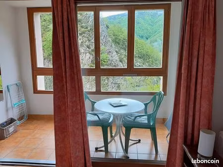vends appartement de 24m² + loggia de 6m²