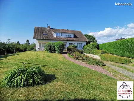 pavillon 7 pièces 192 m²