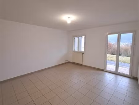 maison 3 pièces 69 m²