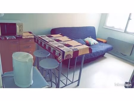studio meuble