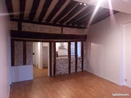 appartement 2 pièces 81 m²
