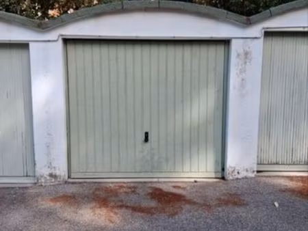 loue box aix en provence hôpital