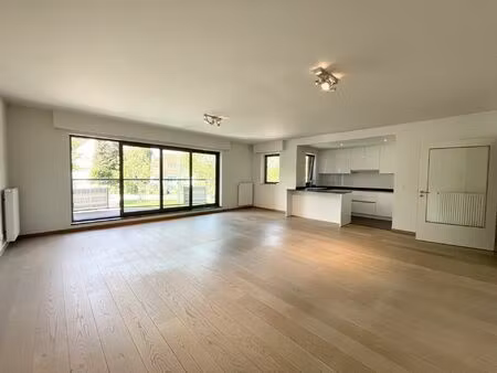 appartement à louer avec garage et terrasse   kraainem (vbe26419)