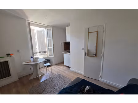 location appartement  19.7 m² t-2 à grez-sur-loing  595 €