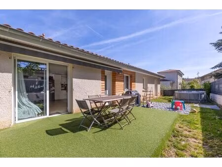 maison 121 m²-4 ch-centre village-474m2- colombier-saugnieu