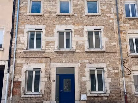 maison de village avec garage et sa dépendance