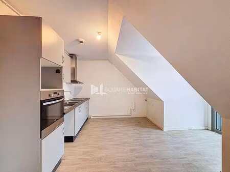 location appartement 3 pièces à briec (29510) : à louer 3 pièces / 97m² briec