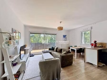 location appartement 3 pièces à pluguffan (29700) : à louer 3 pièces / 66m² pluguffan