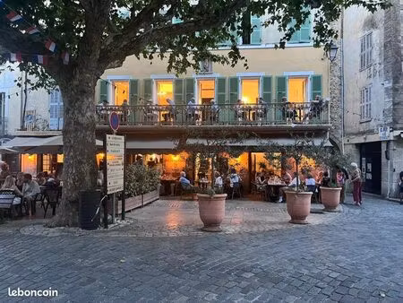 restaurant