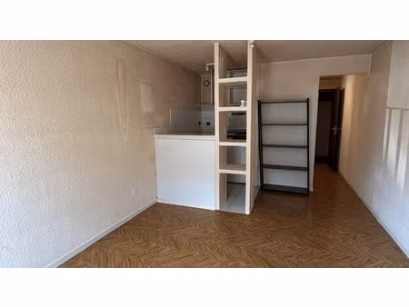 location appartement 2 pièces 34 m² à lourdes (65100)  455 €