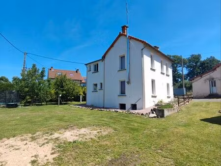 maison rénovée 90m2 avec 5000m2 de terrain au calme - arfeuilles