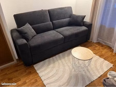 ? studio meublé 18 m² à louer à l’année – 600/mois