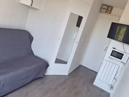studio meublé